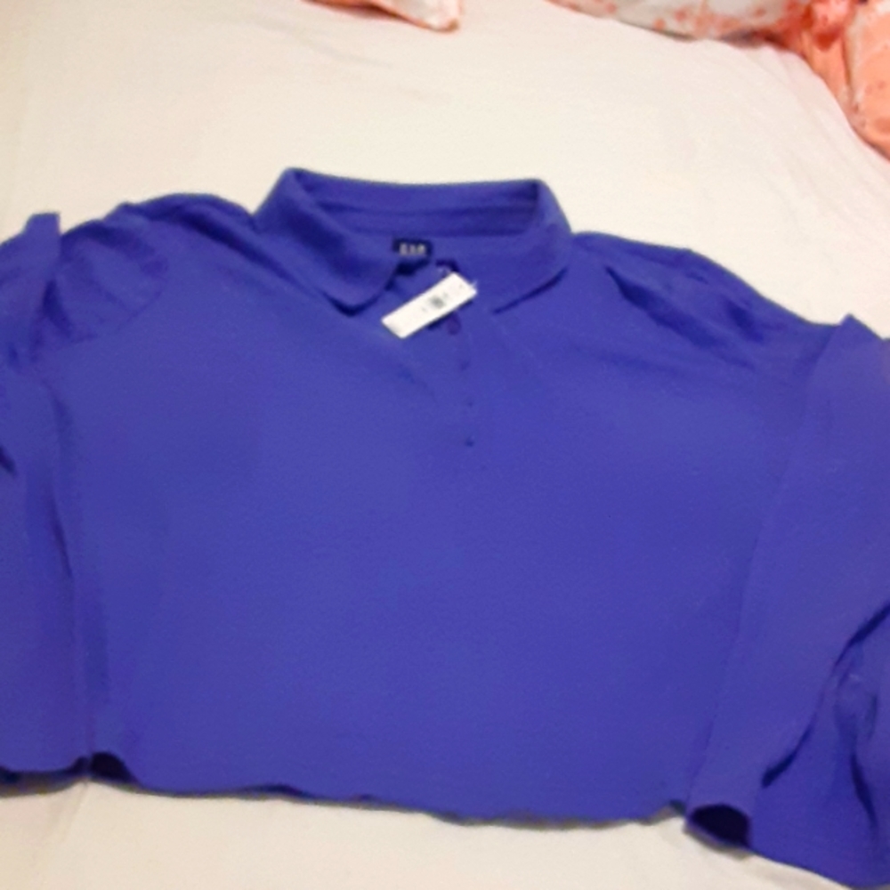 Gap-New With Tags- Still Selling Ribbed long sleeve henly polo shirt. Size XXL.